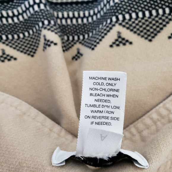 𝅺LOFT Aztec Embroidered Pleated Skirt, Size 2 - Picture 6 of 7